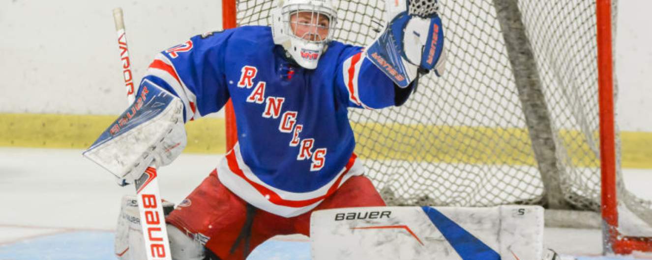 Jett Alexander goaltending for the North York Rangers