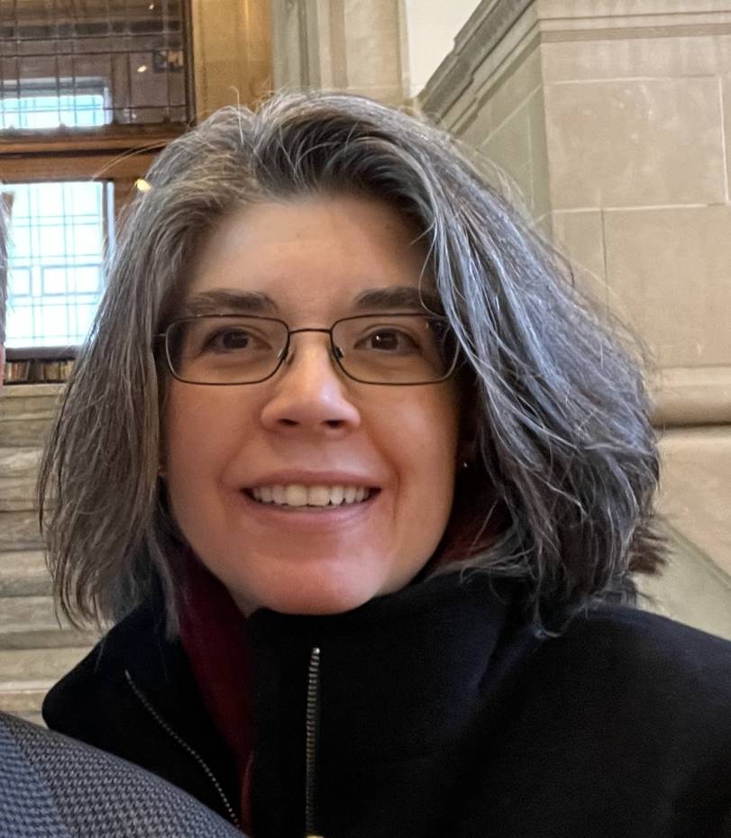 Professor Jennifer DeSilva headshot