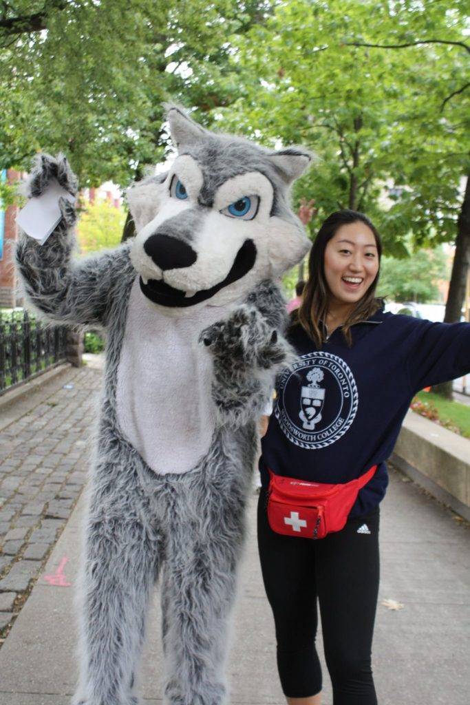 Orientation Week photo with mascot